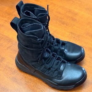 Nike SFB Gen 2 8" Tactical Boots Triple Black Size 8.5